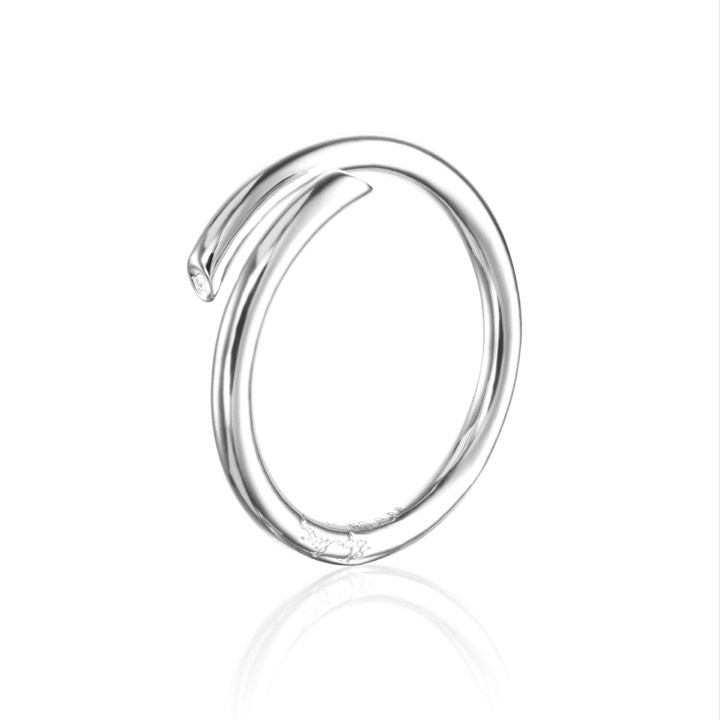 Hug Anel Prata no grupo Anéis / Anéis de diamantes em SCANDINAVIAN JEWELRY DESIGN (13-100-01600)