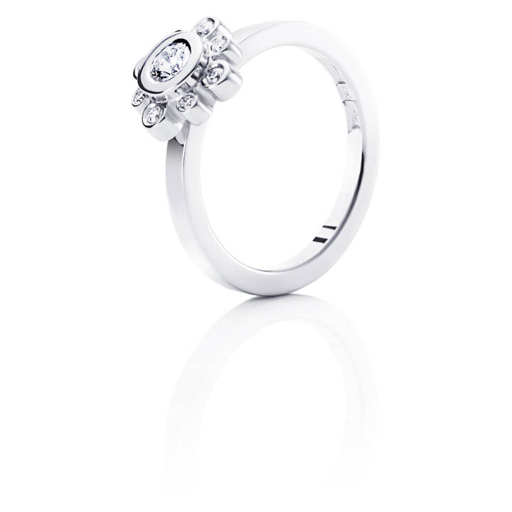 Sweet Hearts Crown 0.19 ct Diamante Anel Ouro branco no grupo Anéis / Anéis de diamantes em SCANDINAVIAN JEWELRY DESIGN (13-102-00541)