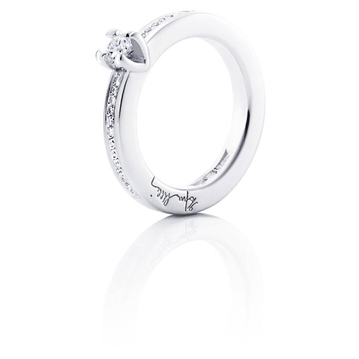 Heart To Heart 0.19 ct Diamante Anel Ouro branco no grupo Anéis / Anéis de ouro branco em SCANDINAVIAN JEWELRY DESIGN (13-102-00585)